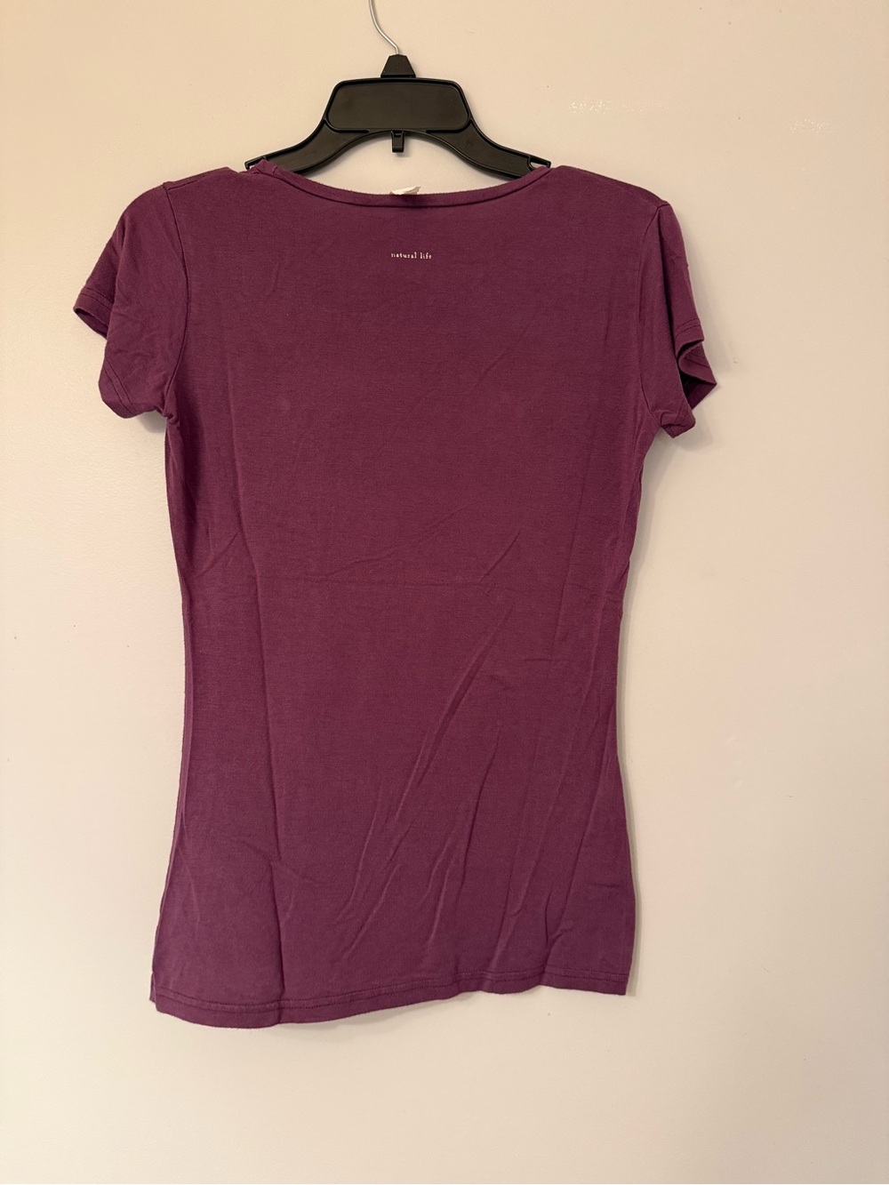 NATURAL LIFE Plum Short Sleeve Tee with Bird Appliqué - Picture 3 of 5